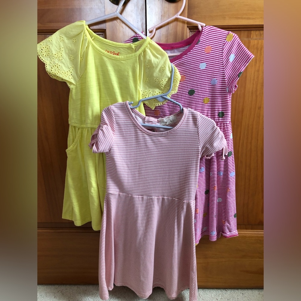 3 Girls dresses